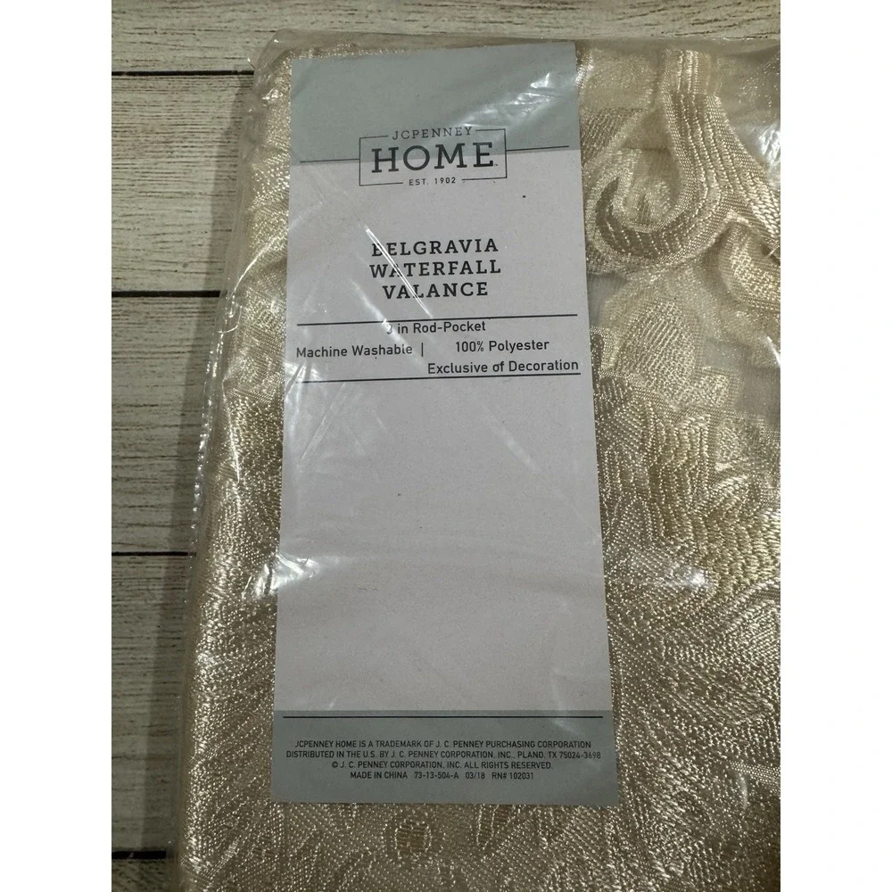 JcPenney Home Belgravia Waterfall Valance 58 x 38 Ivory Beige New in Pkg GTub11